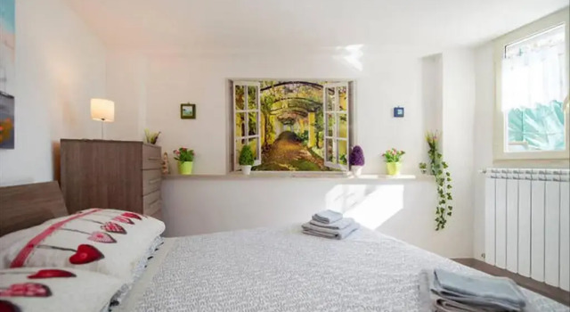 Garden House Apartment With Garden In Naples, Buchen Sie Ferienwohnung Neapel Kampanien