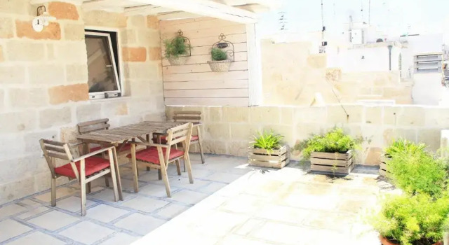 Люкс с видом на море Karen House B&B