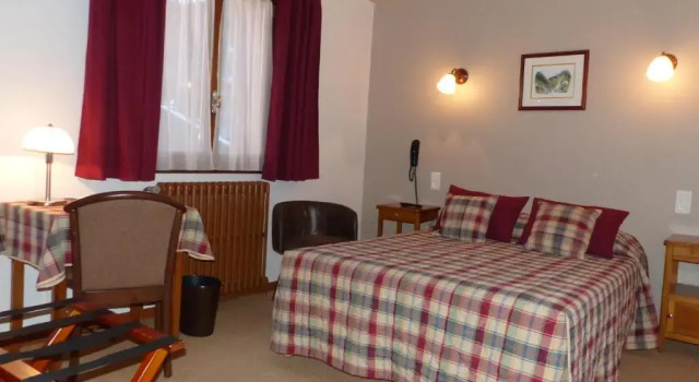 Двухместный номер Economy Hôtel Bellachat