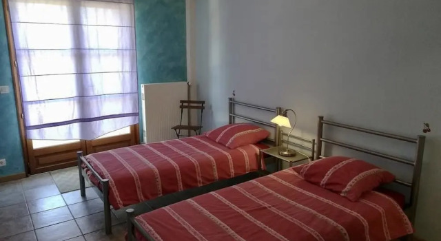 Chambres D'Hôtes LE CLOS, Prenota Hotel Hotel a Alvernia con parcheggio, Parcheggio