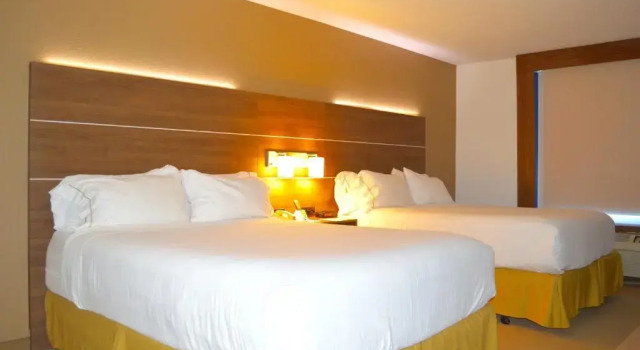 Run of House Hampton Inn by Hilton Calexico