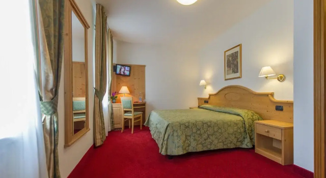 Двухместный номер Comfort с балконом Hotel Lucia