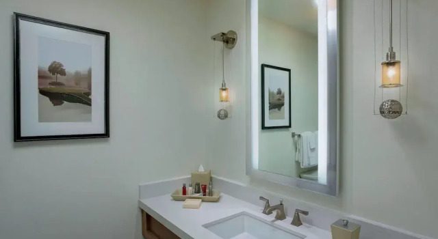 Четырёхместный номер Standard Sawgrass Marriott Golf Resort & Spa