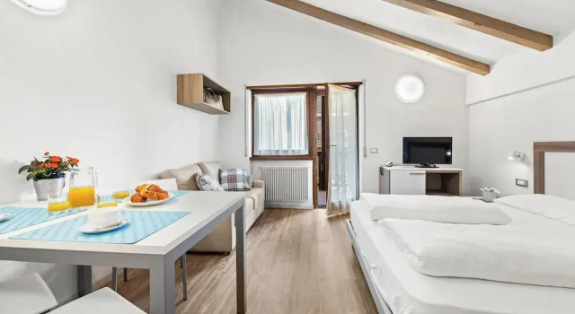 Студия с балконом Aparthotel Des Alpes