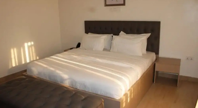 Residence541 Apartments and Suites, Book Apartment Hotels in Bwari with a Pool, Swimming Pool