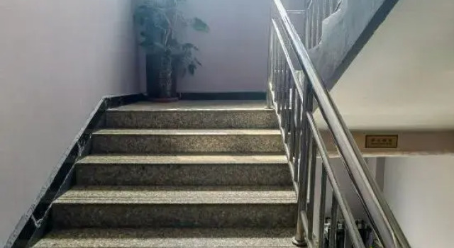 Jiatianxia Express Hotel, Book Hotel Hotels in Xinjiang with Parking, Parking