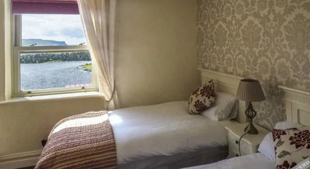 Limestone Lodge, Rezervasyon Otel Doolin 