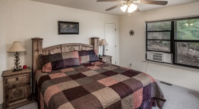 New Mexico Mountain Retreat - Three Bedroom Cabin, Varaa Hotelli Ruidoso New Mexico