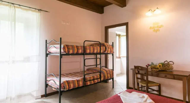 Четырёхместный номер Standard с видом на окрестности Agriturismo LAntico Frutto