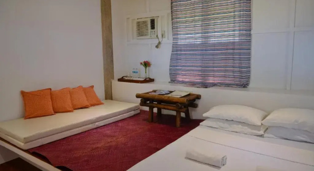 Бунгало с красивым видом из окна Punta Bulata White Beach Resort & Spa