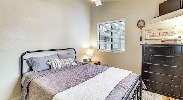 Коттедж Near Hiking & Golfing: Pinetop Home w/ Deck!
