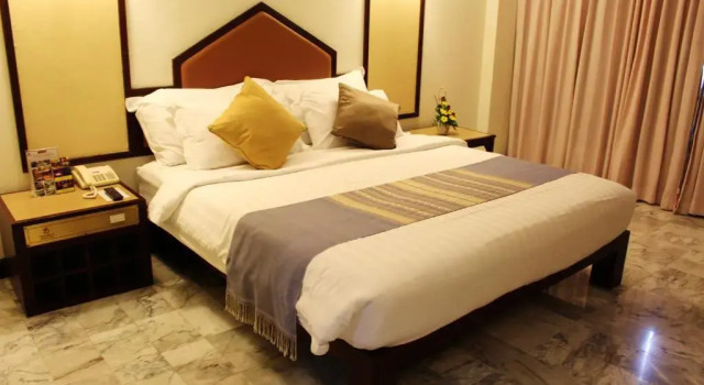 Номер Deluxe Seeharaj Hotel