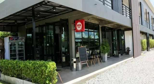 NIDA Rooms Central Plaza Place 146, Varaa Hotelli Hotellit North-Eastern Thailand pysäköinnillä, Pysäköinti
