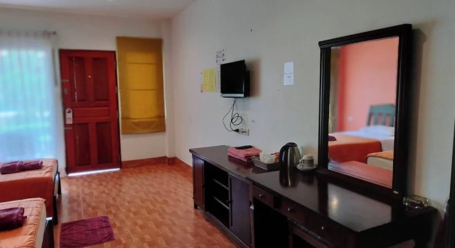 Двухместный номер Deluxe с балконом D.R. Lanta Bay Resort
