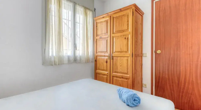 Apartment in Rosas Near Platja de Sta Margarida, Забронировать Апартаменты/квартира Росас Cap de Creus Nature Reserve