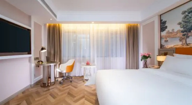 Люкс Deluxe Vienna Hotel (Jiangjin East Road Olympic Sports Center)