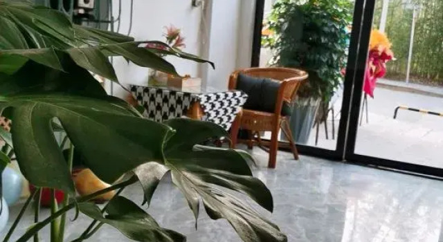 Xingfuli Homestay, Prenota Hotel Hotel a Enshi Prefecture con parcheggio, Parcheggio
