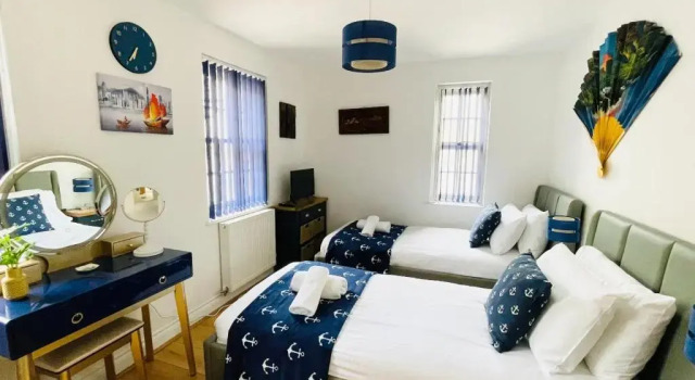 Апартаменты Captains Rest - 2 bedroom apartment in the heart of Brixham