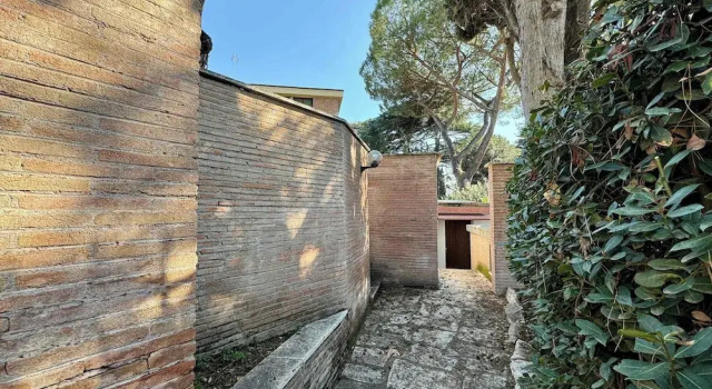 Spacious Rome Loft in Aventine Area, Boek Appartement Hotels in Lazio met parkeren, Parkeren
