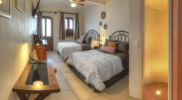 Четырёхместный номер Standard Hotel Santa Paula