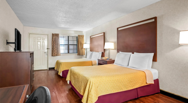 Четырёхместный номер Standard Americas Best Value Inn Midlothian