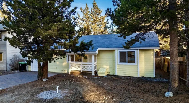 Коттедж 1821 Arrowhead 2 Bedroom Home