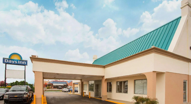 Номер Standard Days Inn by Wyndham Chester