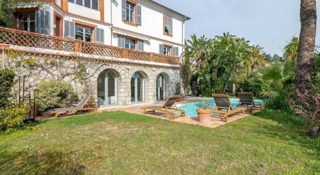 Premium Holiday Home in Cannes la Bocca With Swimming Pool