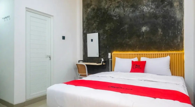 RedDoorz @ Gentan Jakal, Book Hotel Billige hoteller i Ngaglik