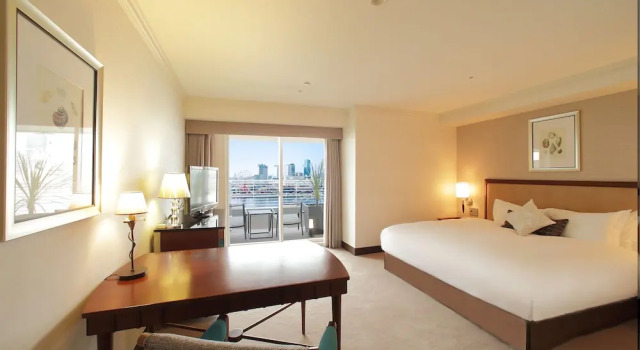 Двухместный номер Corner Standard with West view Kobe Meriken Park Oriental Hotel