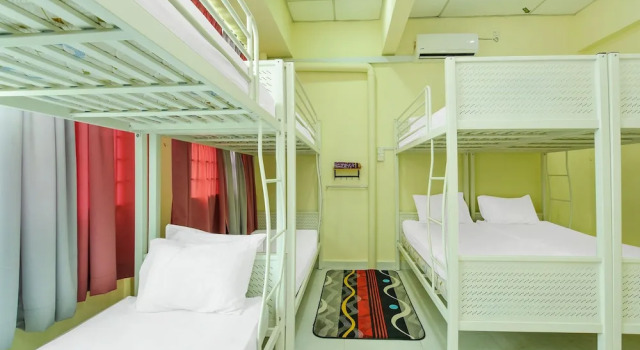 Кровать в общем номере (мужской номер) SPOT ON 90163 Kpfb Roomstay 2 - Hostel