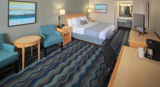 Номер Standard Accent Inns Burnaby