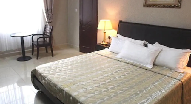 Номер Standard Corina Hotel