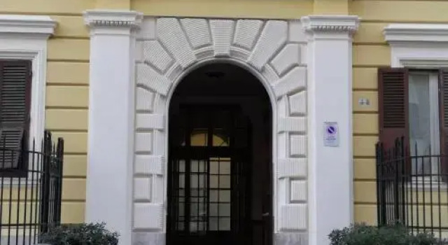 Tevere Rome Apartments, Забронировать Апартаменты/квартира Отели Рима с парковкой, рядом с Универмаг La Rinascente, Парковка