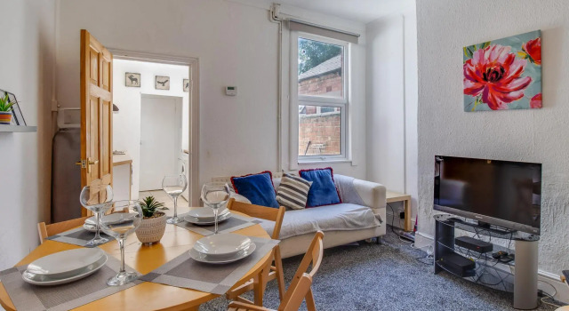 Stayzo House Accommodation- Coventry Free Parking, Забронировать Апартаменты/квартира Апартаменты Уэст-Мидлендс, Апартаменты/квартира