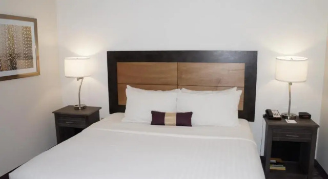 Люкс Spark By Hilton Fort Myers