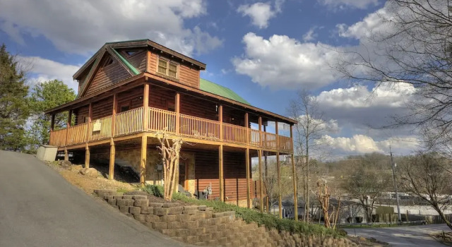 Blackberry Lodge 402 - Four Bedroom Cabin, Забронировать Отель Отели Пиджен-Фордж с парковкой, рядом с Pigeon Forge Community Center, Парковка