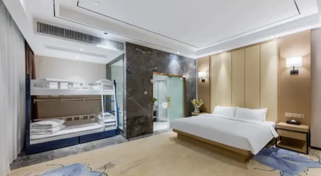 Vienna International Hotel Xiamen University, Забронировать Отель Симин Сямынь, рядом с Zengcuo'an Bathing Spot