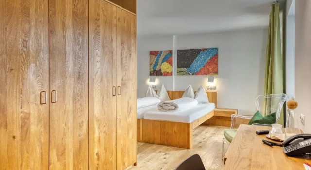 Семейный номер Standard с балконом Hotel Wirtshaus Sattlerwirt