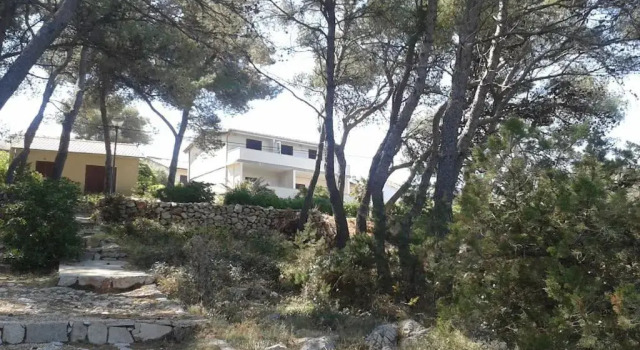 Апартаменты Ground Floor Apartment,1st row to sea