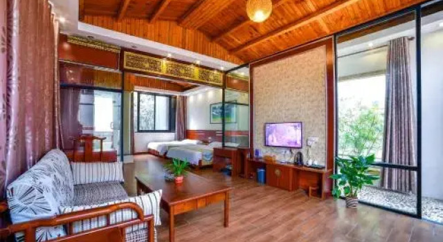 Yangshuo Shan She Hotel, Забронировать Отель Отели Яншо с парковкой, рядом с Парк Яншо, Парковка