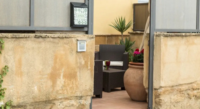 Le Maioliche Junior Suite, Book Hotel Hotels in Sicily with Parking, Parking