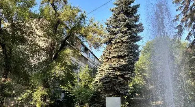 Stylish, in an old house, historic center, Забронировать Отель Отели Алматы 4 звезды, рядом с Станция метро Алмалы, 4*