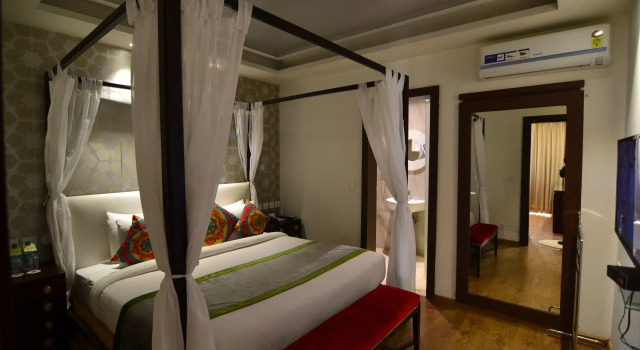 Indraprastha Spa Resort, Забронировать Курортный отель Отели штата Химачал-Прадеш 4 звезды, 4*
