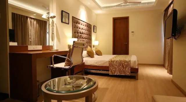 Двухместный полулюкс Riverview Hotel