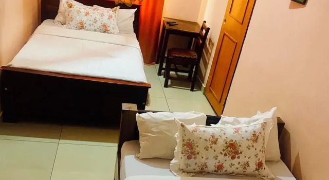 Двухместный номер Standard Elgon Palace hotel mbale