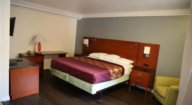 Двухместный номер Standard Chateau Inn & Suites