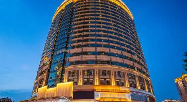 Chongqing Jiefangbei Hongyadong Fuyue Rezen Hotel, Book Hotel Hoteller i Chongqing med parkering, nær Luohan Temple, Parkering