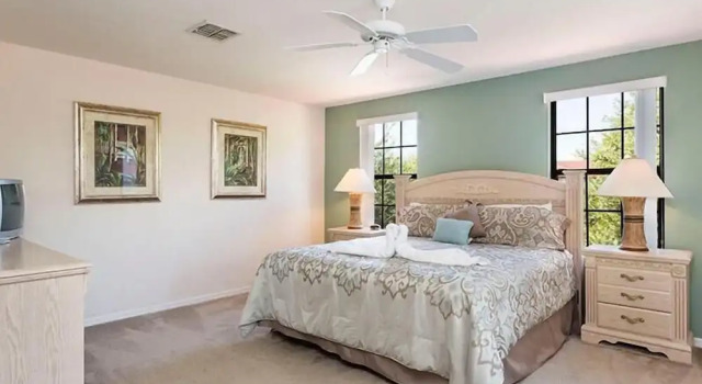 320 High Grove House 5 Bedroom by Florida Star