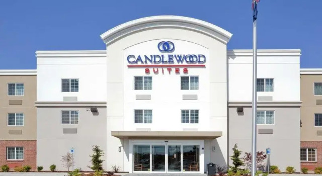 Run of House Candlewood Suites Lakewood
